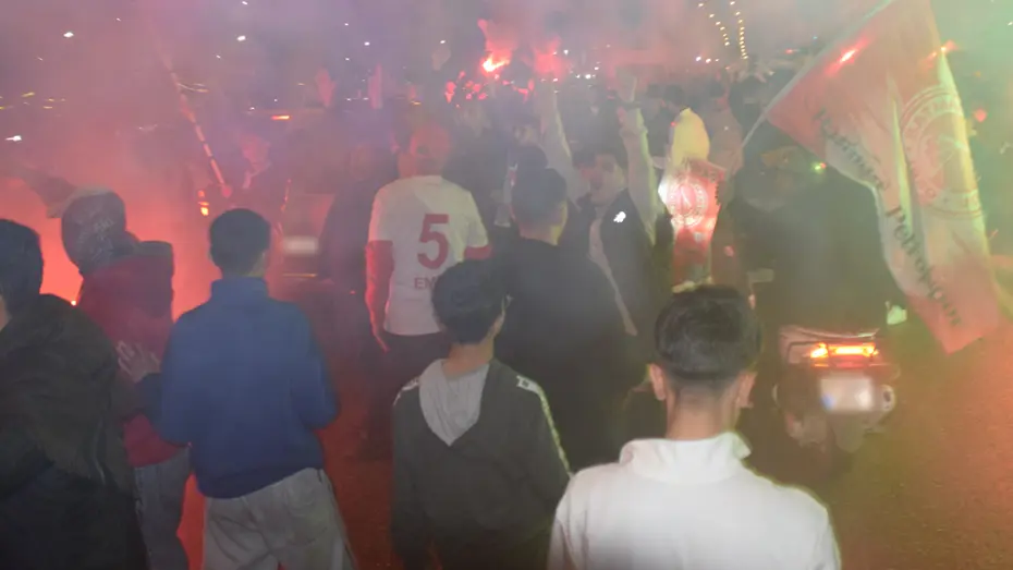 Tarih yazıldı, 24 yıl sonra Trendyol 1. Lig'deler! Kentte gece güne döndü - 3