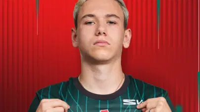 Galatasaray'ın Aleksey Batrakov için yaptığı son teklif ortaya çıktı Galatasaray'ın Aleksey Batrakov için yaptığı son teklif ortaya çıktı