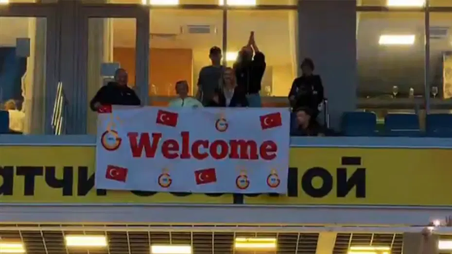 Batrakov'un vedasını resmi hesaptan duyurdular! Galatasaray pankartı detayı - 3