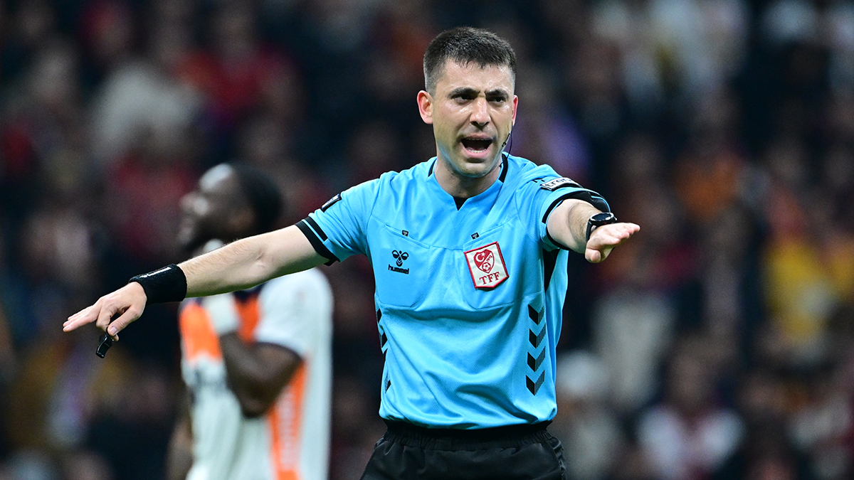 39' Davinson Sanchez'in golünde iptal kararı doğru mu? Bülent Yıldırım: Davinson çok net bir şekilde ofsaytta. Gol iptali doğru. Bahattin Duran: Benim için de detaylı incelenecek bir pozisyon değil. Yardımcı hakem doğru yerde, gol iptali doğru.