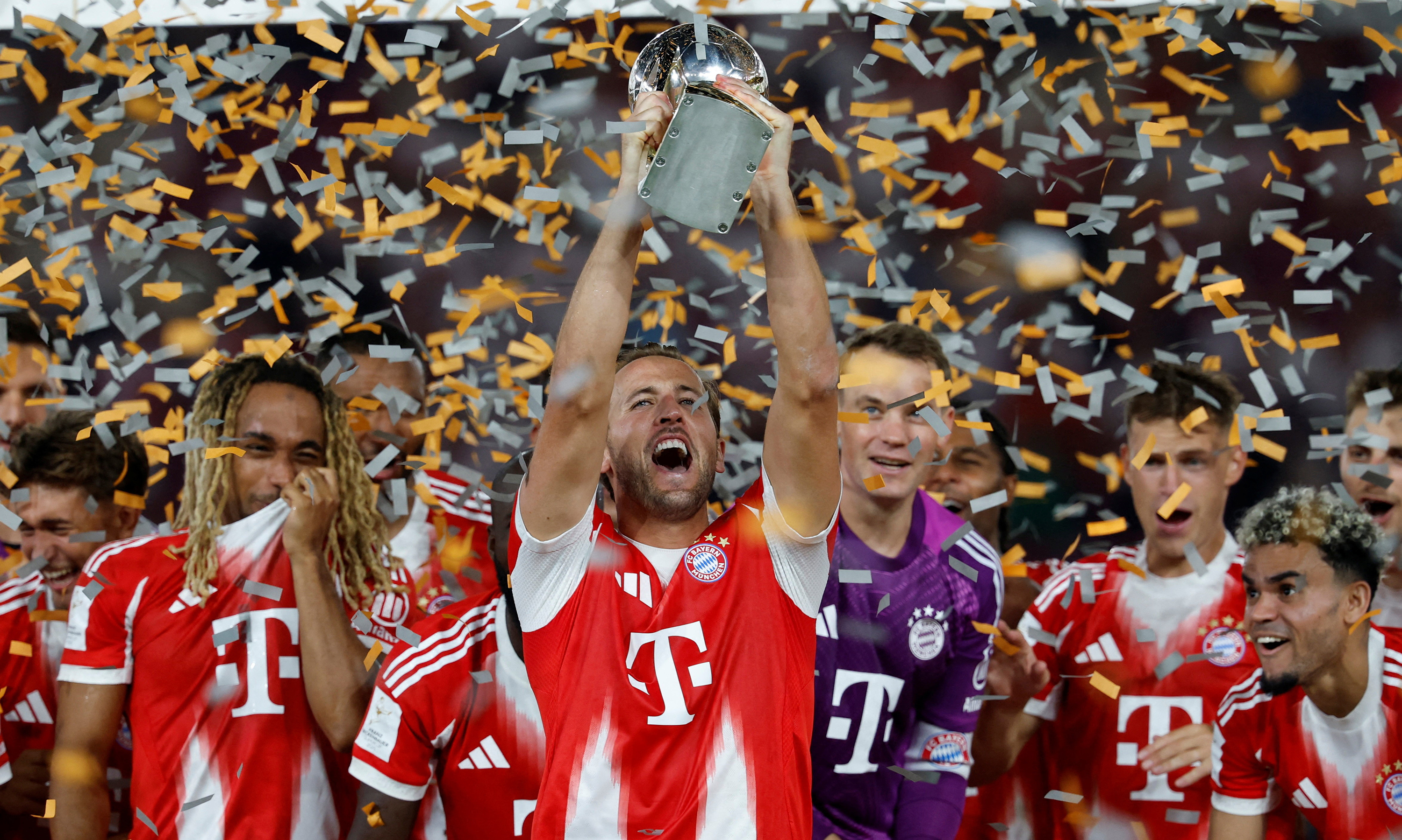 Bayern Münih sezona kupayla başladı