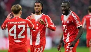 Bayern Münih'ten geri dönüş: 8 gollü maçta Olise yıldızlaştı Bayern Münih'ten geri dönüş: 8 gollü maçta Olise yıldızlaştı