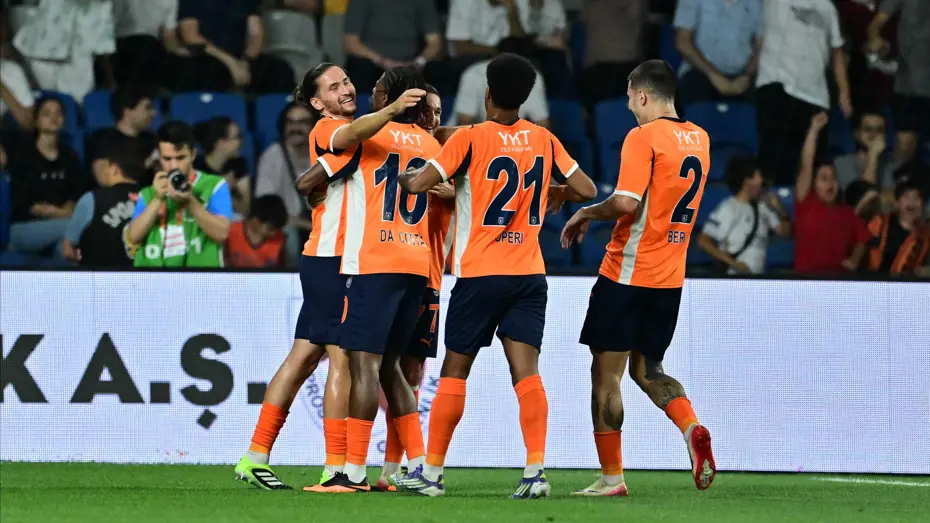 ŞİFRESİZ CANLI MAÇ | Craiova - Başakşehir maçı hangi kanalda, ne zaman, saat kaçta? - 6