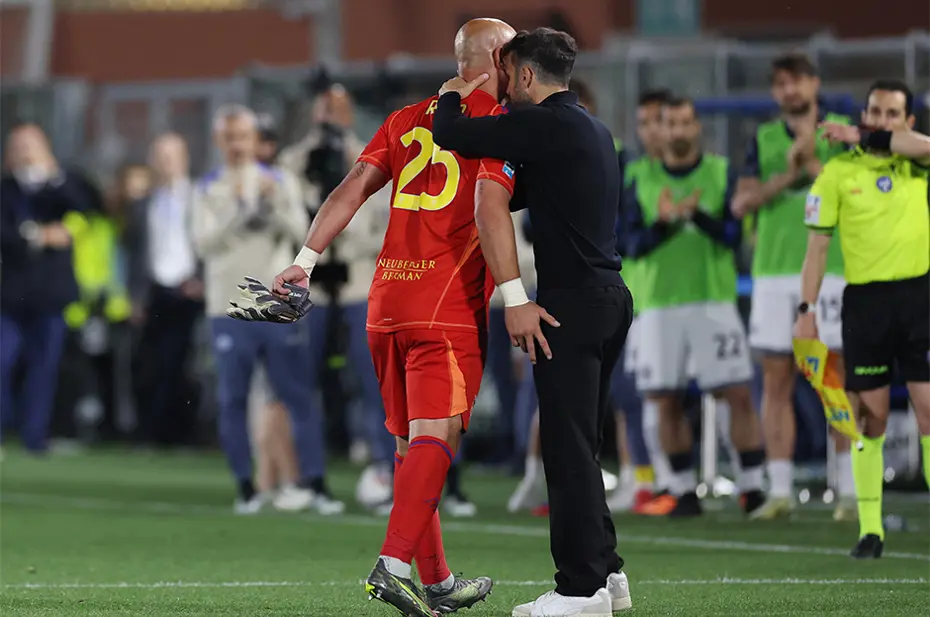 Kırmızı kart gördü, kariyerinin son maçını tamamlayamadı - 5