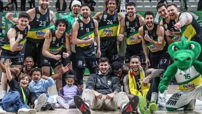 Bursaspor EuroCup'ta normal sezonu galibiyetle tamamladı