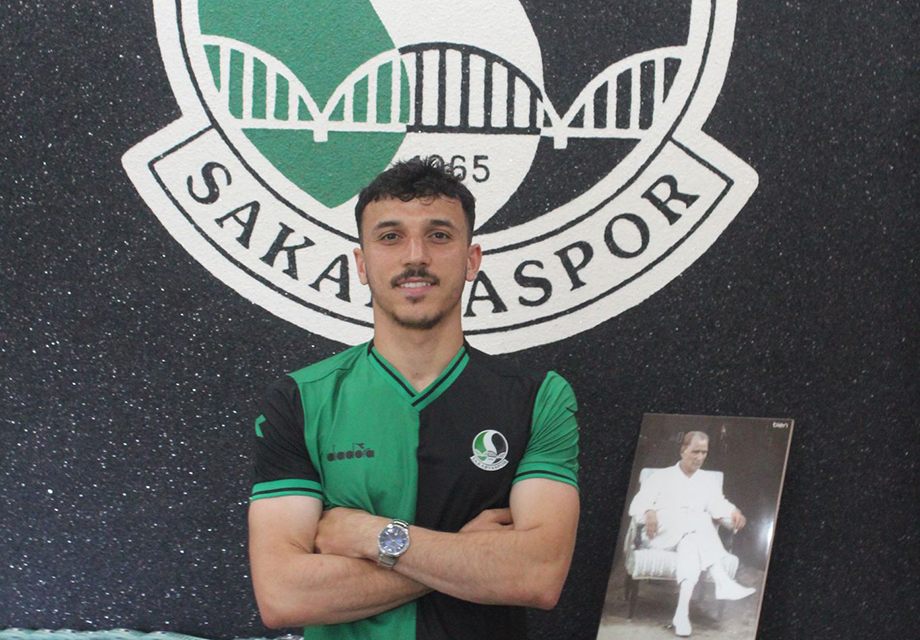 Sakaryaspor, Mikail Okyar'ı renklerine bağladı