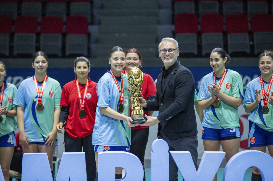 Hentbol Kadınlar 2. Ligi'nde şampiyon Kepez Belediyespor