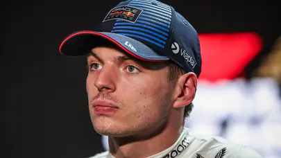 Verstappen, F1 Avustralya Grand Prix'sine ilk sıradan başlayacak