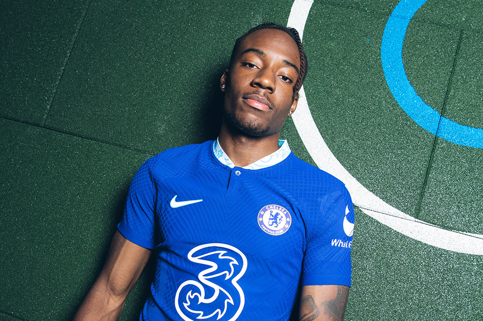 Chelsea Noni Madueke'yi açıkladı