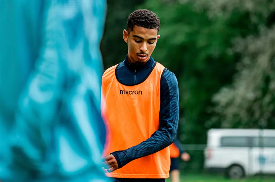 Avrupa'nın peşinde koştuğu isme Fenerbahçe'den kanca: Fransa onu konuşuyor - 5