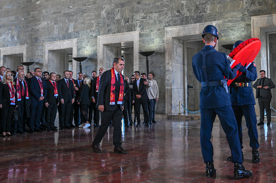 Galatasaray'dan Anıtkabir ziyareti
