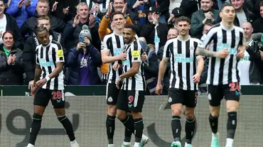 Premier Lig | Newcastle United geriden geldi, üçüncü sırayı bırakmadı