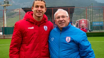 Altınordu kanadı, Enis Destan'ın aldığı penaltıyı yorumladı