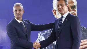 Fenerbahçe stoper transferinde hedef değiştirdi Fenerbahçe stoper transferinde hedef değiştirdi
