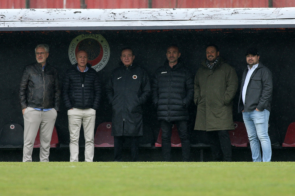 Ödeme krizi Gençlerbirliği antrenmanını vurdu