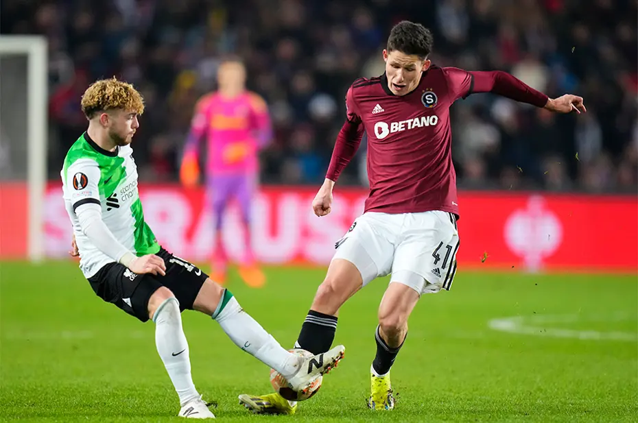 Fenerbahçe'de stoper transferi için sürpriz isim - 3