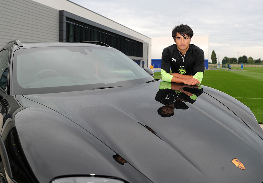 1 gol ve 3 asistin hediyesi Porsche oldu