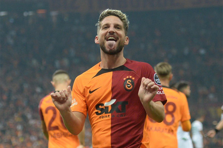 Dries Mertens'i sevindiren transfer iddiası; "Yüksek ihtimalle Galatasaray'da"