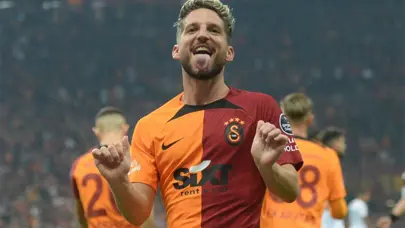Dries Mertens'i sevindiren transfer iddiası; "Yüksek ihtimalle Galatasaray'da"