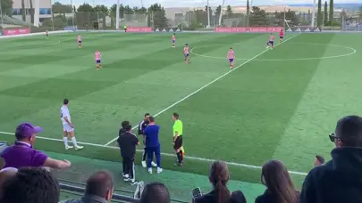 Teknik direktörlük kariyerine başlayan Fernando Torres, eski takım arkadaşını tehdit etti