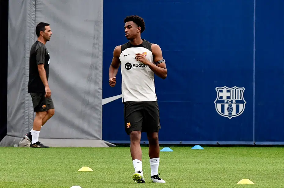 Barcelona'da yeni sezonun ilk antrenmanı - 3