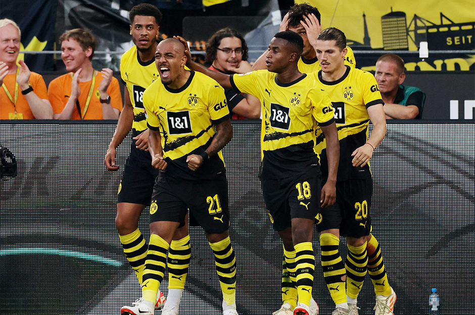 Borussia Dortmund sezonu galibiyetle açtı
