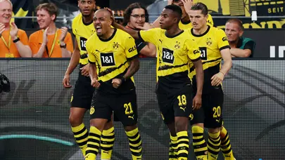 Borussia Dortmund sezonu galibiyetle açtı