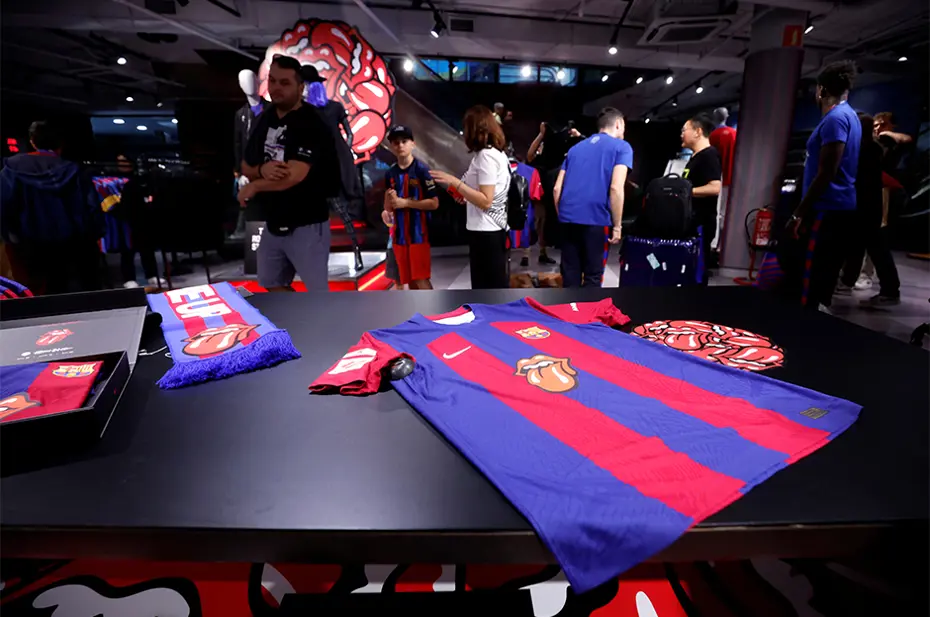 Derbi öncesi tükendi: Barcelona'dan El Clasico'ya özel forma - 5