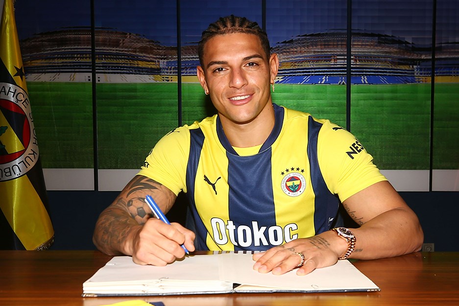 "Fenerbahçe'ye Diego Carlos piyangosu vurdu" | Sporun manşetleri