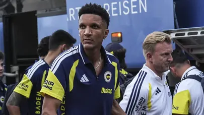 Fenerbahçe'de ilk ayrılık Becao olabilir! Süper Lig mi Brezilya mı derken flaş talibi çıktı Fenerbahçe'de ilk ayrılık Becao olabilir! Süper Lig mi Brezilya mı derken flaş talibi çıktı