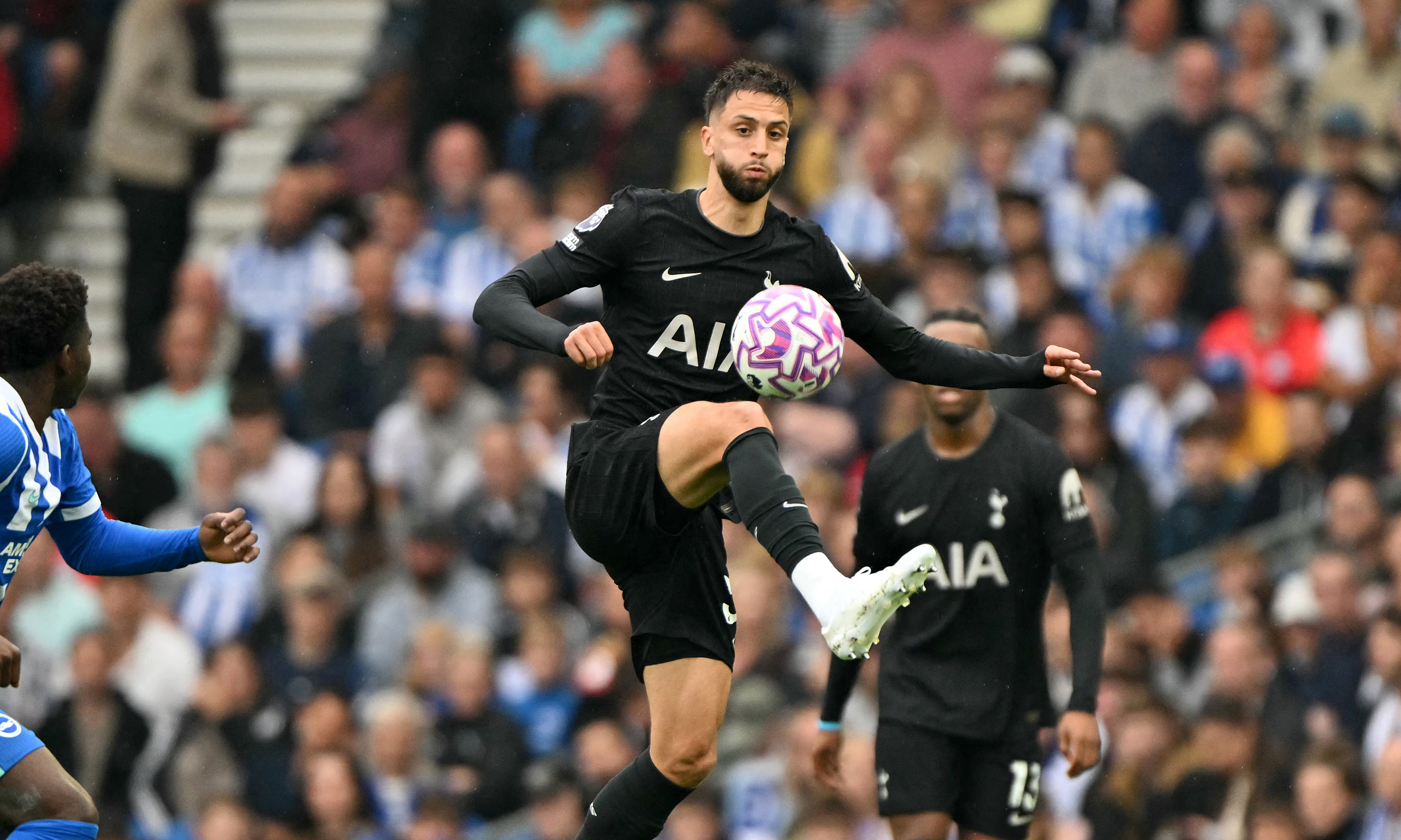 Bentancur'la 'Ömür Boyu' Anlaşma: Tottenham'dan Radikal İstikrar Hamlesi!