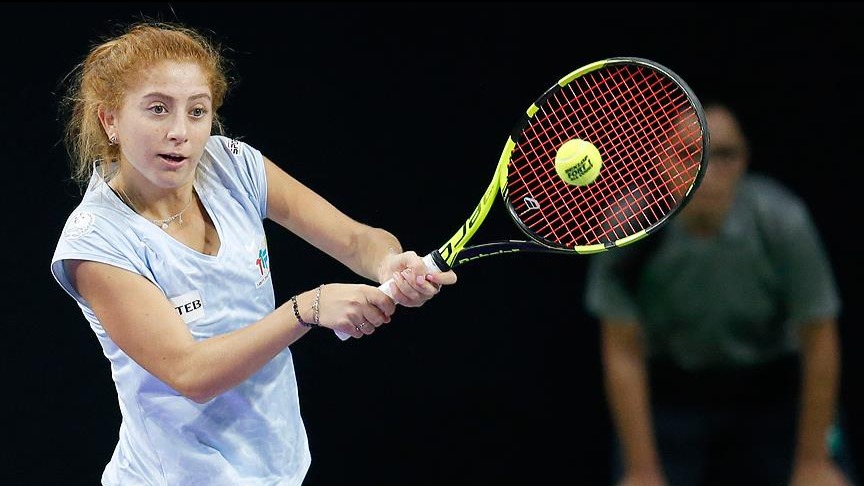 Milli tenisçi Berfu Cengiz, Wimbledon'a eleme turunda havlu attı
