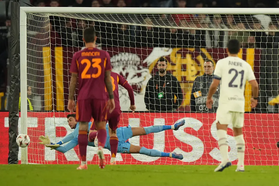 Dünya, Berke Özer'i konuşuyor: Yaşananlara bir daha şahit olunması çok zor, tüm manşetlerde o var - 4