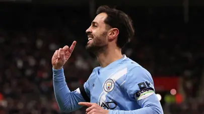Ve Galatasaray'ın teklif yaptığı Bernardo Silva sonunda resmi açıklamayı yaptı Ve Galatasaray'ın teklif yaptığı Bernardo Silva sonunda resmi açıklamayı yaptı