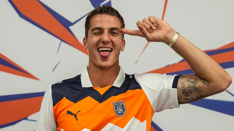 🚨TRANSFER: Okan Buruk ligi sallayan eski Fenerbahçeliye parçalı formayı giydiriyor - 3