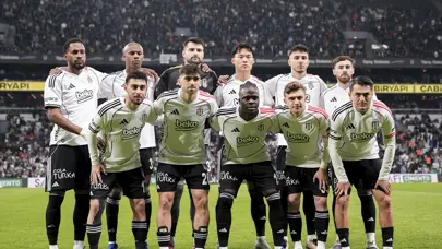 Beşiktaş'ın kapısında 3 takım birden var: Yönetimi endişelendiren sözleşme