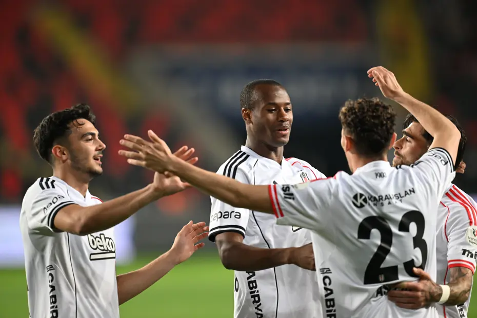 SÜPER LİG | Rizespor - Beşiktaş maçı ne zaman, saat kaçta, hangi kanalda? (İlk 11'ler) - 3