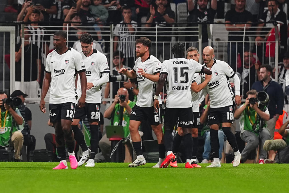 Beşiktaş'ın UEFA Avrupa Ligi kadrosu açıklandı: Rashica kararı
