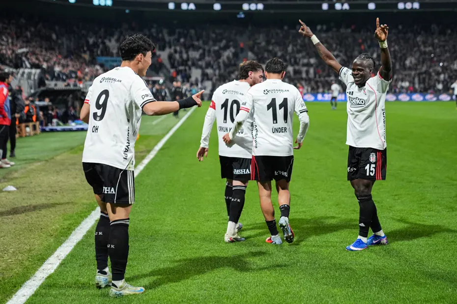 "Hyeon-gyu Oh, Osimhen’in yolunda" | Spor yazarları Beşiktaş için ne dedi? - 5 "Hyeon-gyu Oh, Osimhen’in yolunda" | Spor yazarları Beşiktaş için ne dedi? - 5