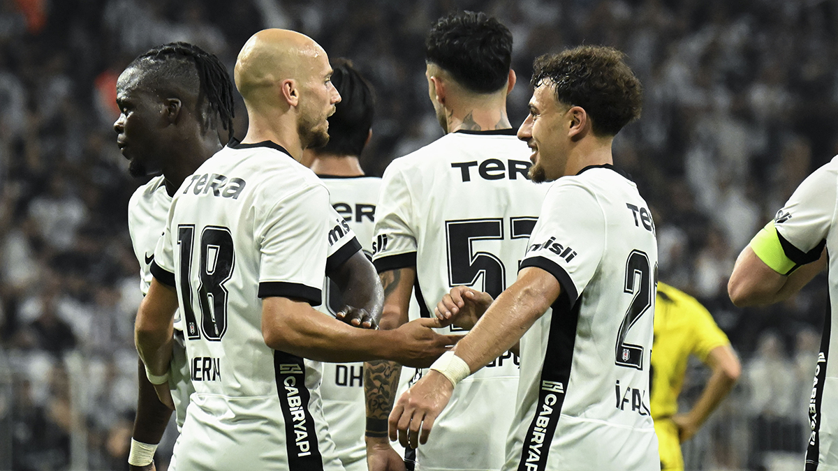 Spor yazarları Beşiktaş-Hradec Kralove maçı için ne dedi?Spor yazarları Beşiktaş-Hradec Kralove maçı için ne dedi?