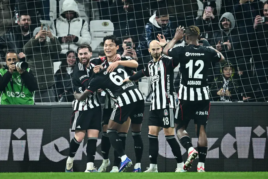 Nihat Kahveci'den Beşiktaşlı yıldıza büyük övgü: "5 kişilik koşuyor" - 4