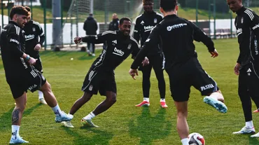 Beşiktaş, Galatasaray derbisi için kampa girdi