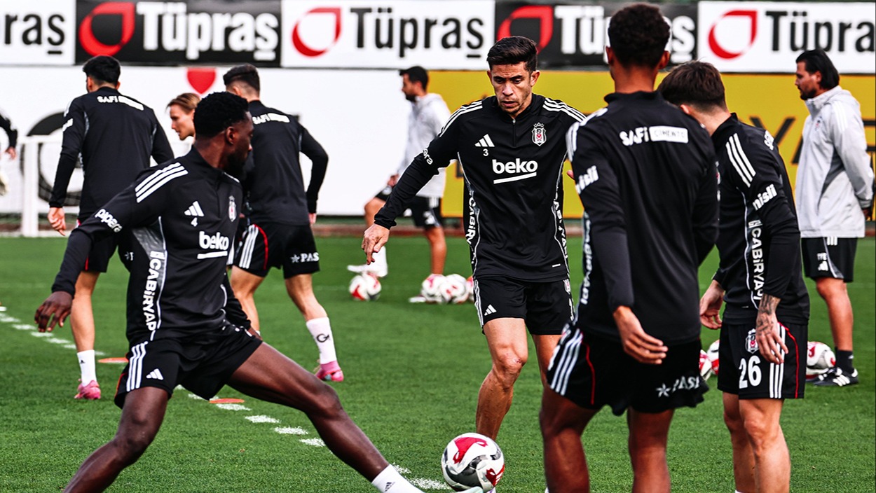 Beşiktaş'ta Antalyaspor maçı öncesi Gabriel Paulista gelişmesi