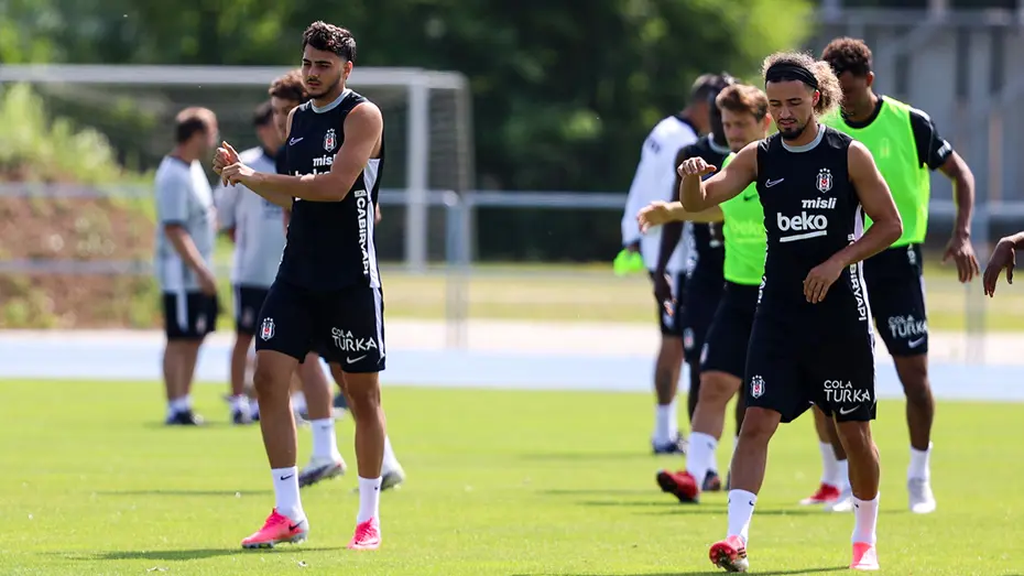 Slovakya'da mesaiye başlayan Beşiktaş'ta Ndidi gelişmesi - 7 Slovakya'da mesaiye başlayan Beşiktaş'ta Ndidi gelişmesi - 7