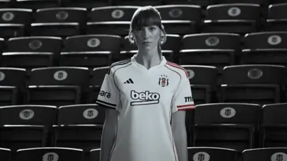 Beşiktaş yeni sezon formalarını tanıttı