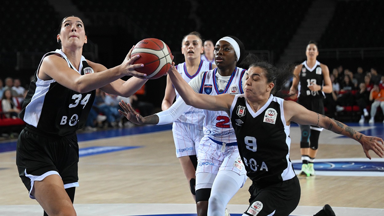 Beşiktaş BOA, sezona farklı galibiyetle başladı