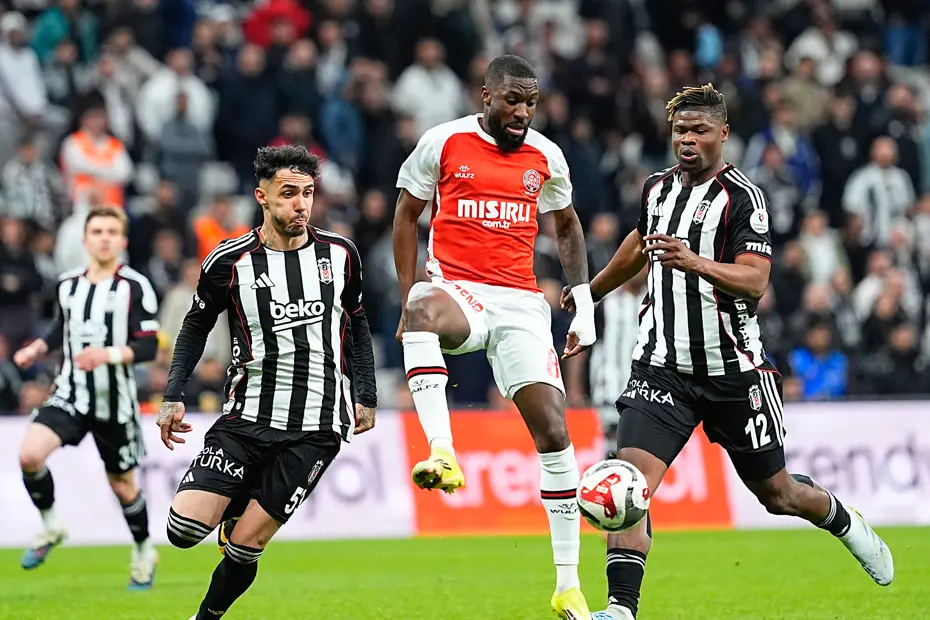 "Sergen Yalçın ateşle oynuyor" | Spor yazarları Beşiktaş için ne dedi? - 2