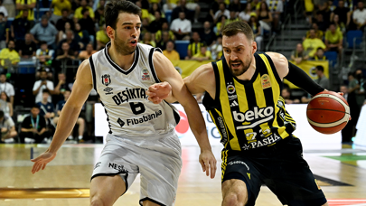 Finale galibiyetle başladı: Gerilimli ilk maçta kazanan Fenerbahçe Beko oldu