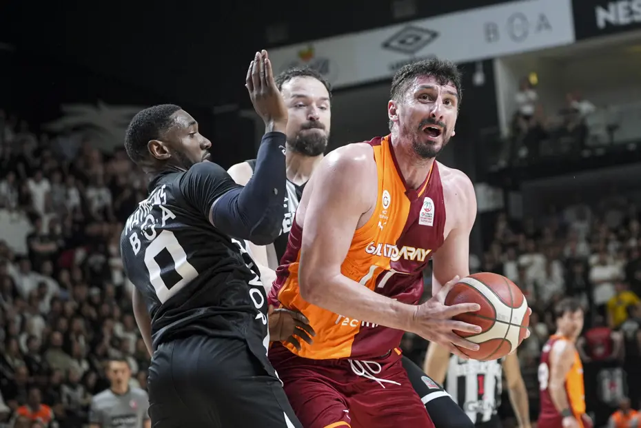 Beşiktaş GAİN derbide Galatasaray MCT Technic'e şans tanımadı! Seride öne geçti - 3