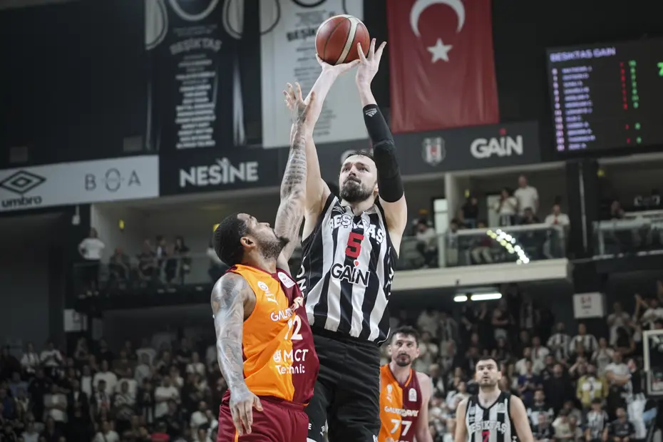 Beşiktaş GAİN derbide Galatasaray MCT Technic'e şans tanımadı! Seride öne geçti - 2